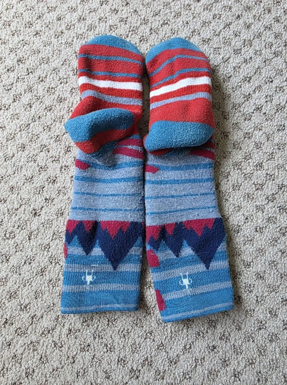 Smartwool Kids Yeti Washed Crew Socks in Blue, Red, White